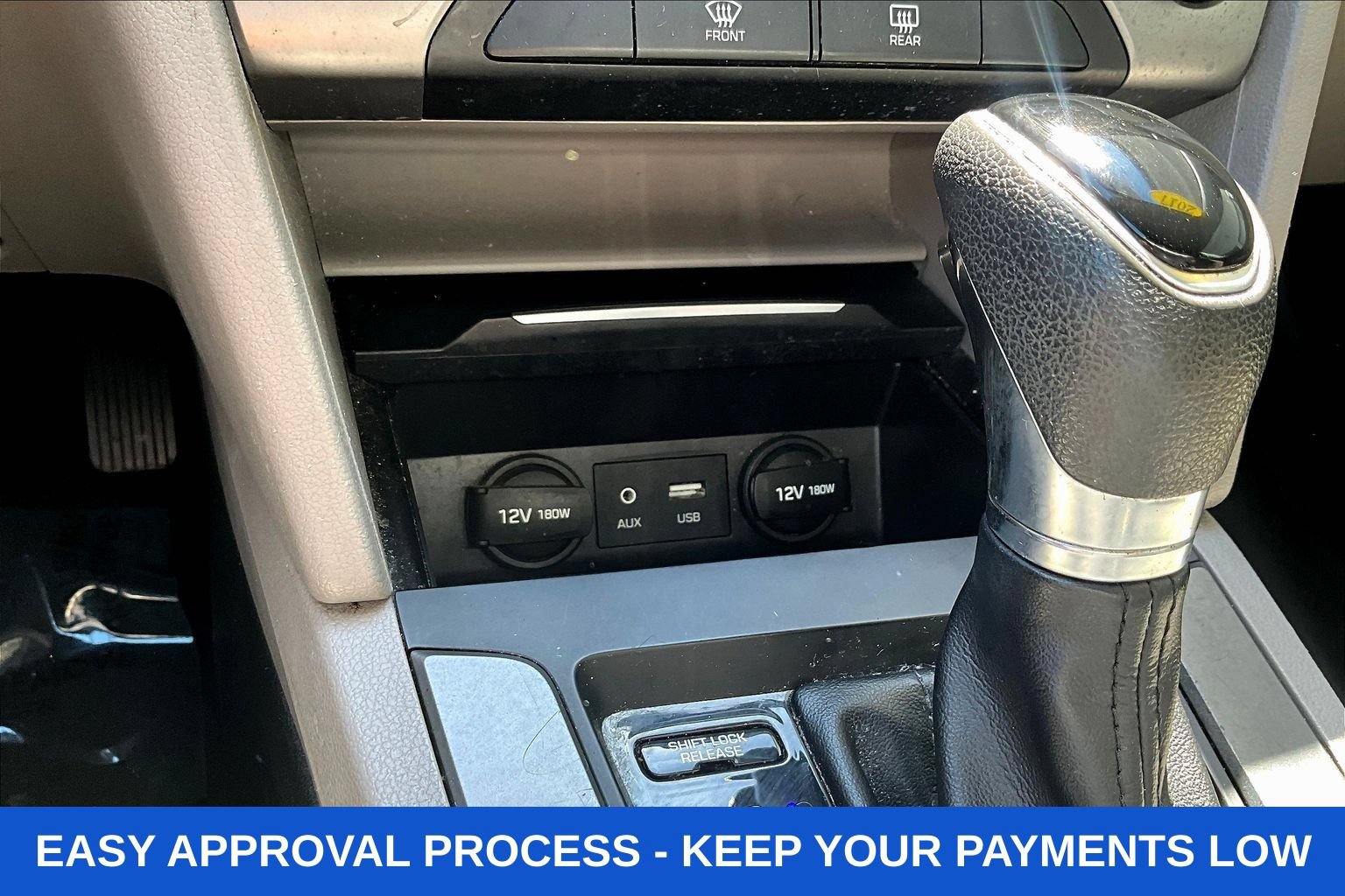 Used 2017 Hyundai Elantra SE FWD image 19