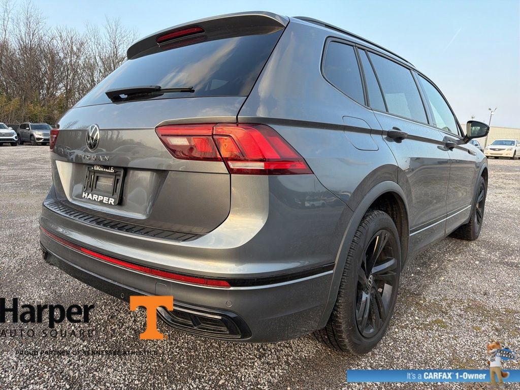 Used 2024 Volkswagen Tiguan SE R-Line w/ MDO Package, Three-Row image 5