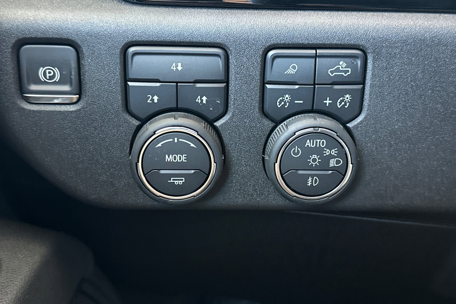 New 2025 Chevrolet Silverado 2500 LT w/ Safety Package image 27