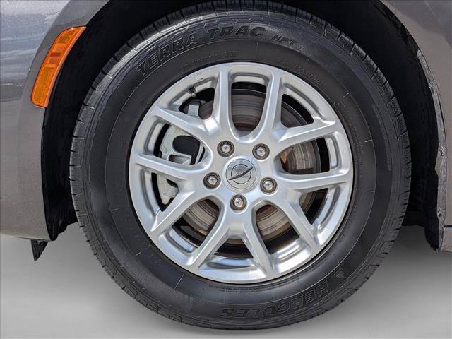 Used 2022 Chrysler Pacifica Touring-L FWD image 23