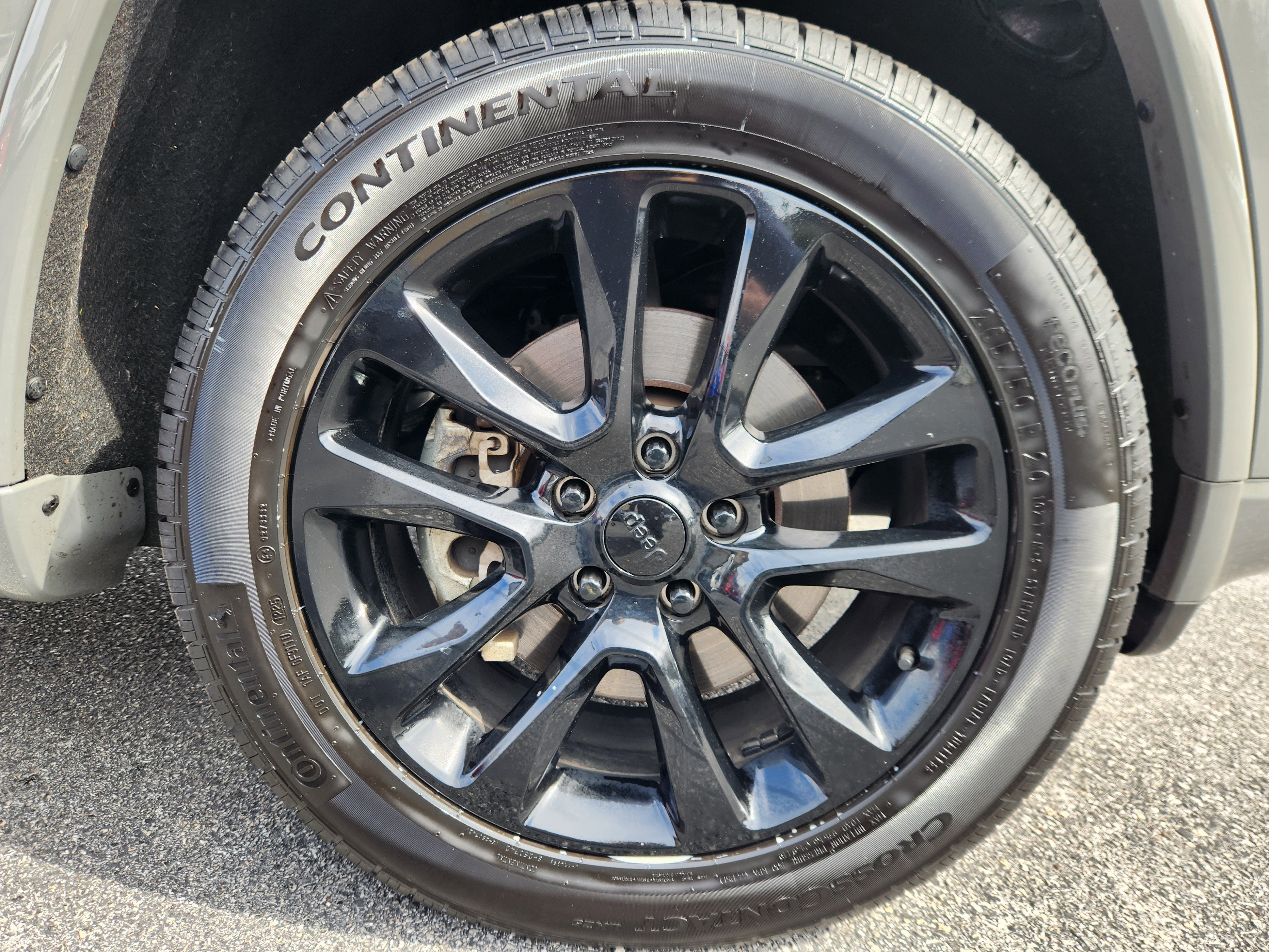 Used 2022 Jeep Grand Cherokee Laredo X image 21