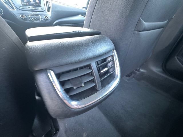 Used 2024 Chevrolet Malibu LT FWD image 30