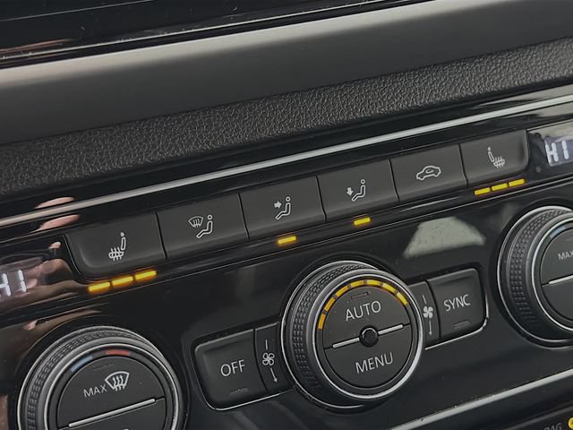 Used 2023 Volkswagen Atlas Cross Sport SE FWD image 20