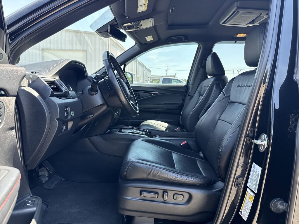 Used 2020 Honda Pilot Black Edition image 12
