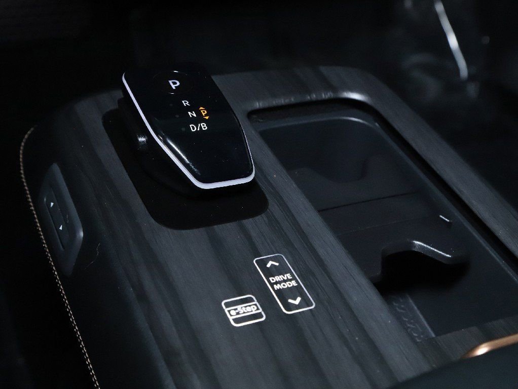 Certified 2023 Nissan Ariya ENGAGE+ e-4ORCE image 26