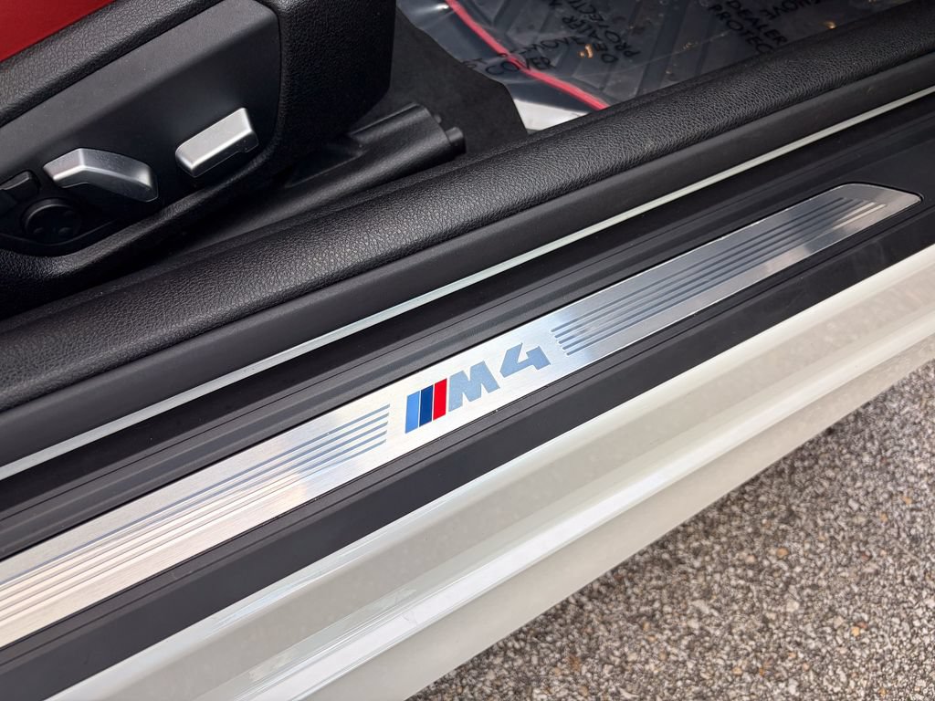 Used 2016 BMW M4 Coupe RWD image 31
