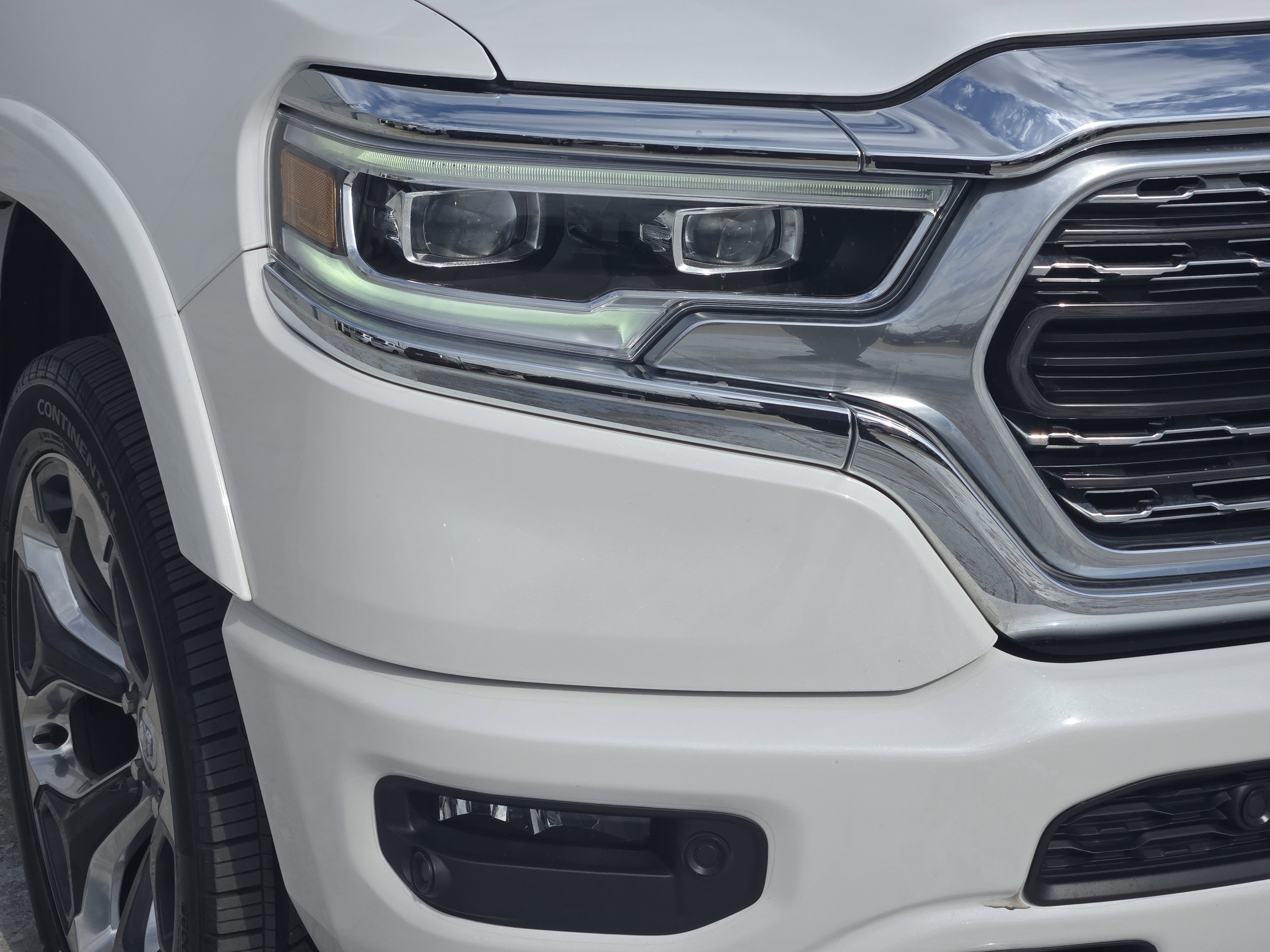 Used 2020 RAM 1500 Limited image 10