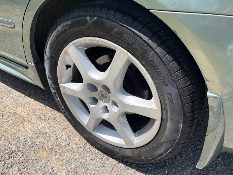 Used 2003 Nissan Altima 3.5 SE image 8