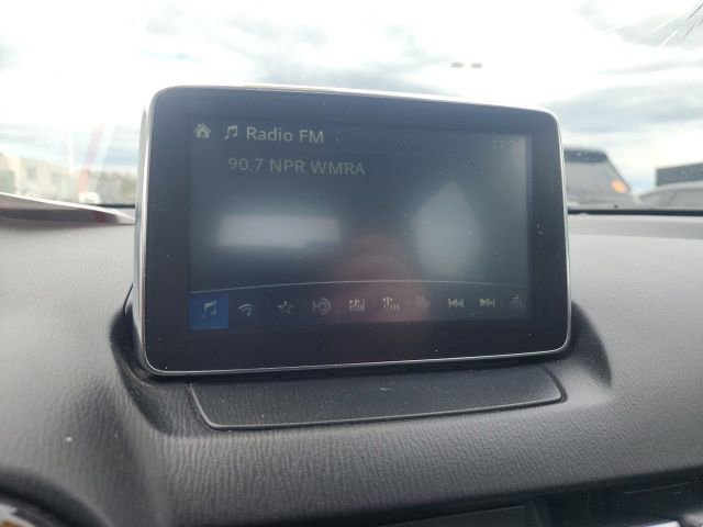 Used 2017 Toyota Yaris iA image 13