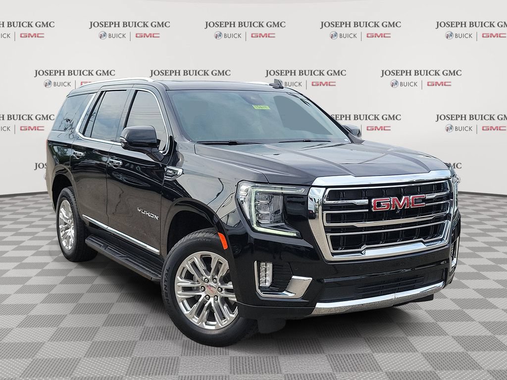 Used 2023 GMC Yukon SLT w/ SLT Premium Package AWD/4WD image 1