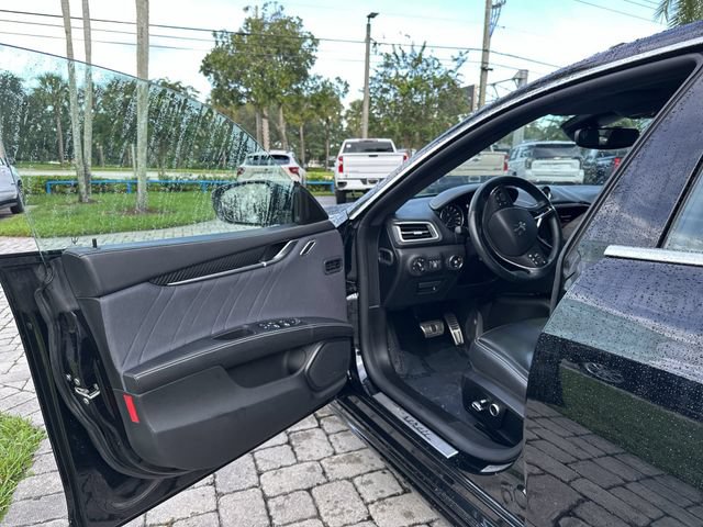 Used 2021 Maserati Ghibli S GranLusso RWD image 22