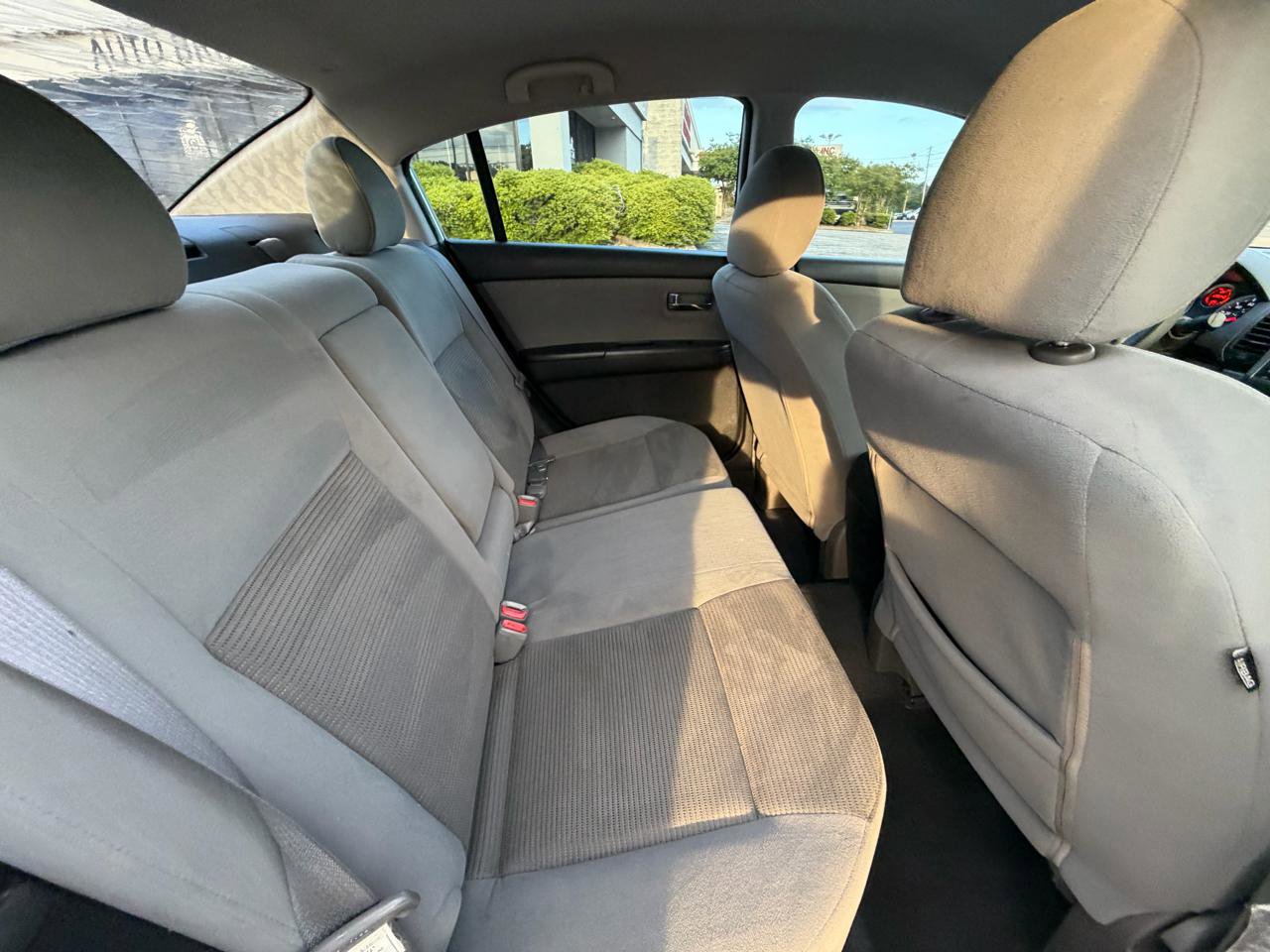 Used 2012 Nissan Sentra 2.0 SR FWD image 53