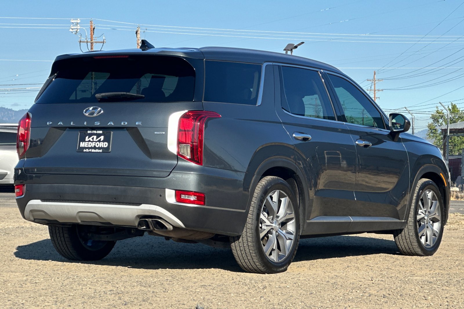 Used 2022 Hyundai Palisade SEL w/ Premium Package AWD/4WD image 4