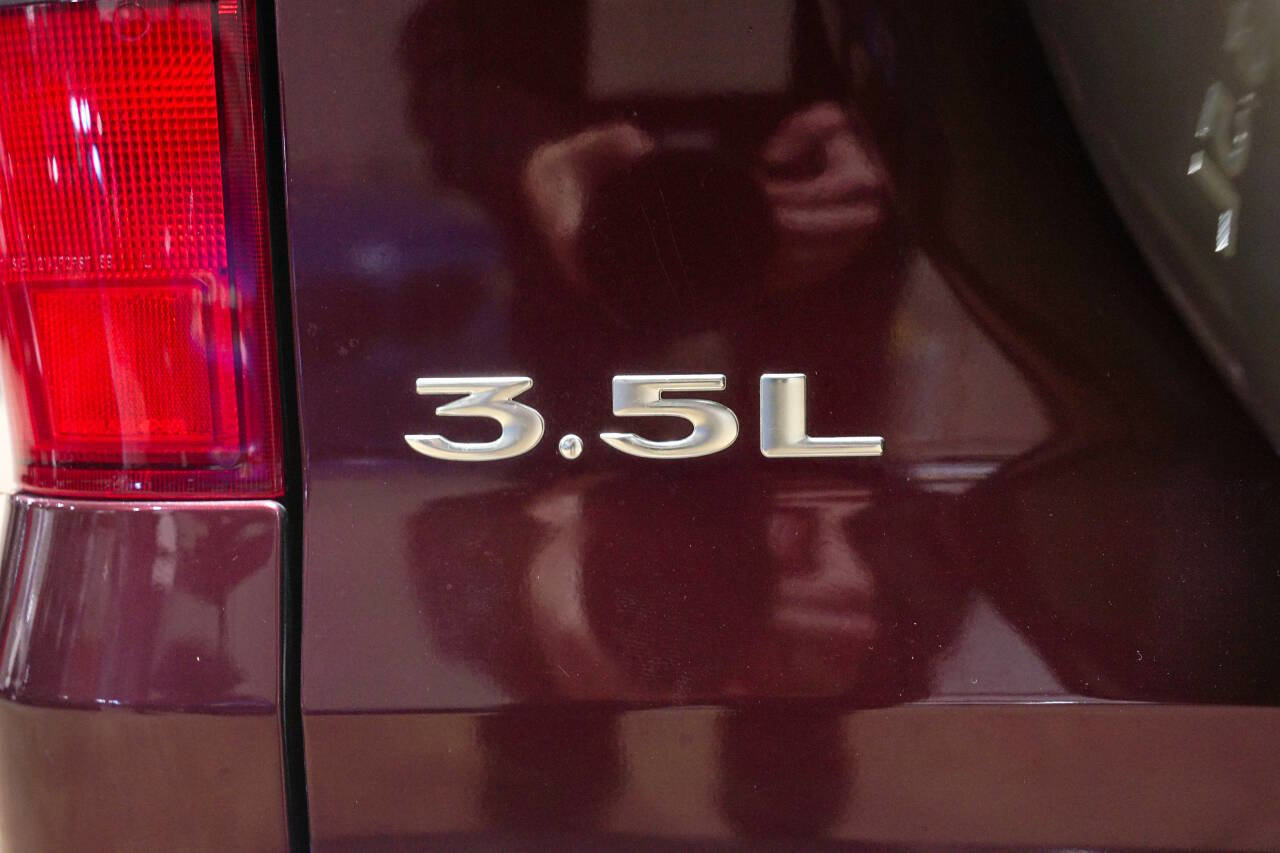 Used 2001 Isuzu Trooper 4WD 4-Door image 23