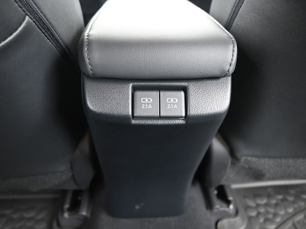 Used 2020 Toyota Prius Prime XLE image 14