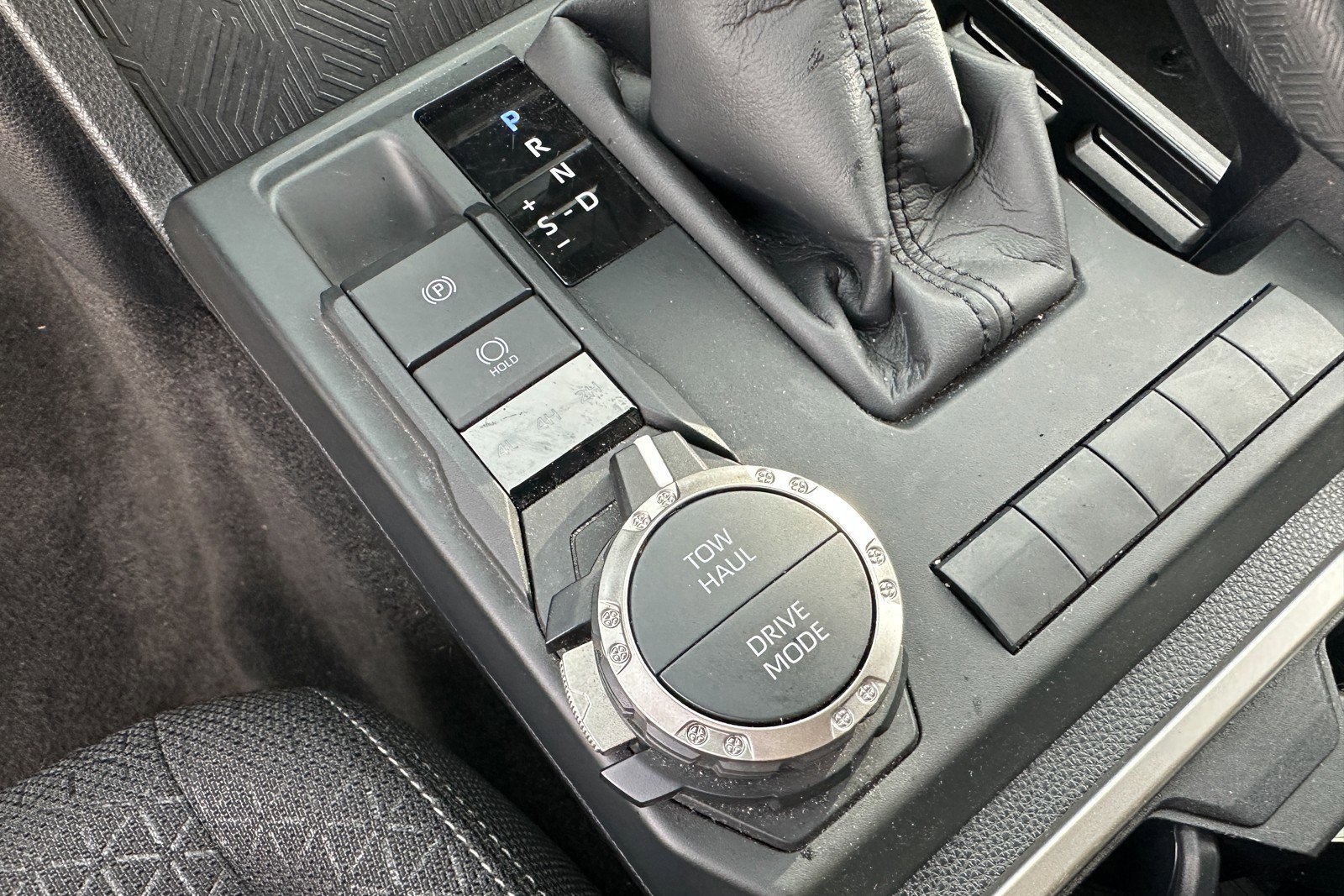 Used 2025 Toyota 4Runner SR5 image 25