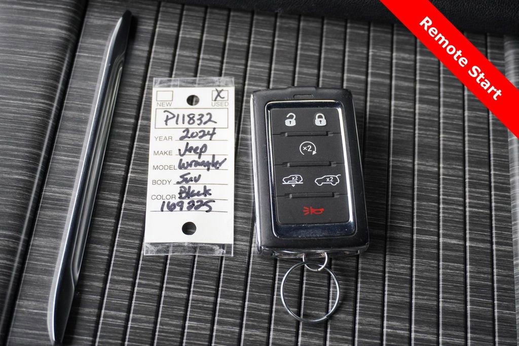 Used 2024 Jeep Wagoneer Series III image 45