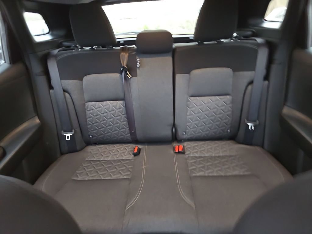 Used 2025 Nissan Kicks SV w/ SV Premium Package image 27