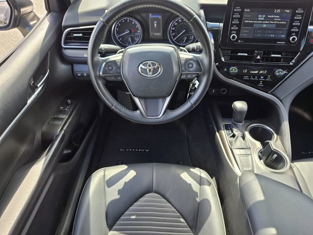 Used 2022 Toyota Camry SE image 12