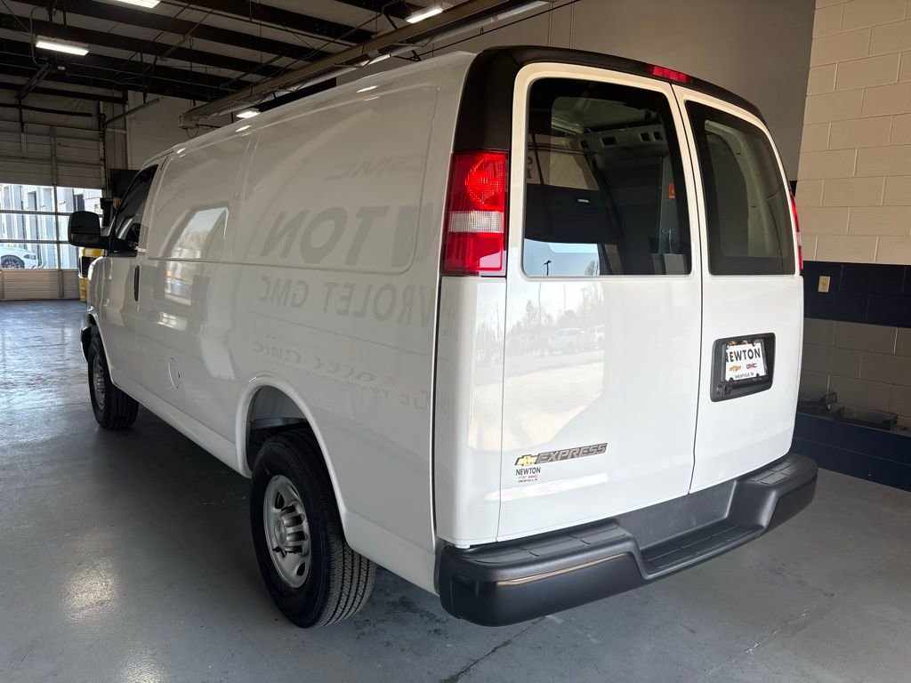 New 2025 Chevrolet Express 2500 Work Van w/ Driver Convenience Package image 12