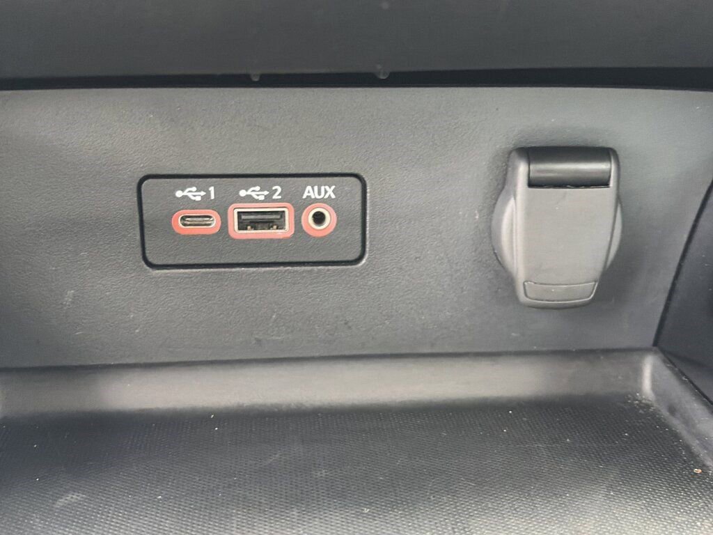 Used 2024 Nissan Altima 2.5 SV image 15