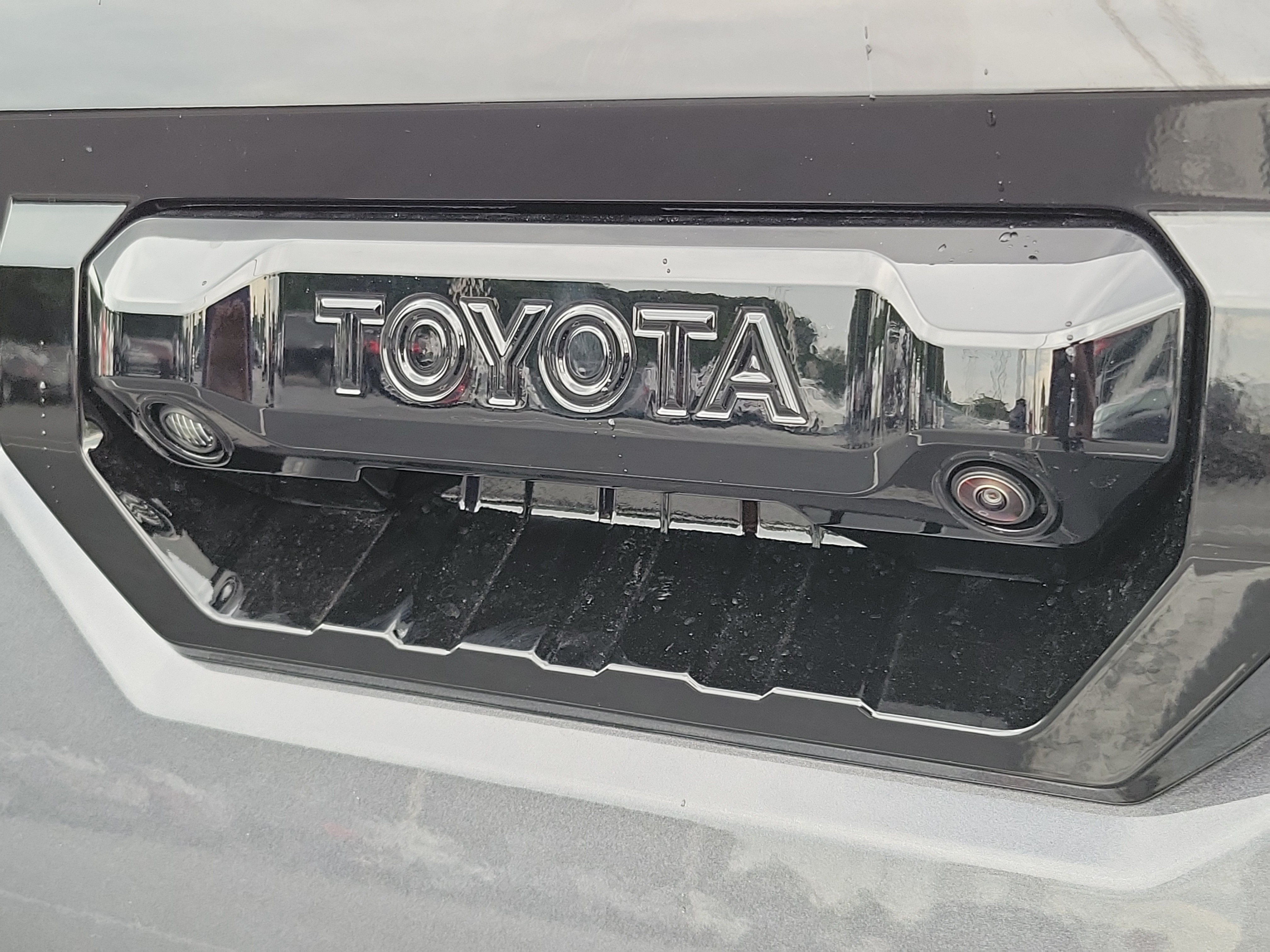 New 2026 Toyota Tundra Platinum AWD/4WD image 9