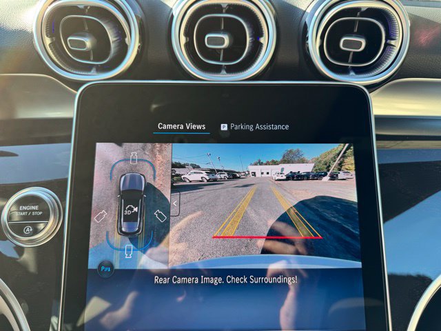 Used 2026 Mercedes-Benz GLC 300 4MATIC image 25