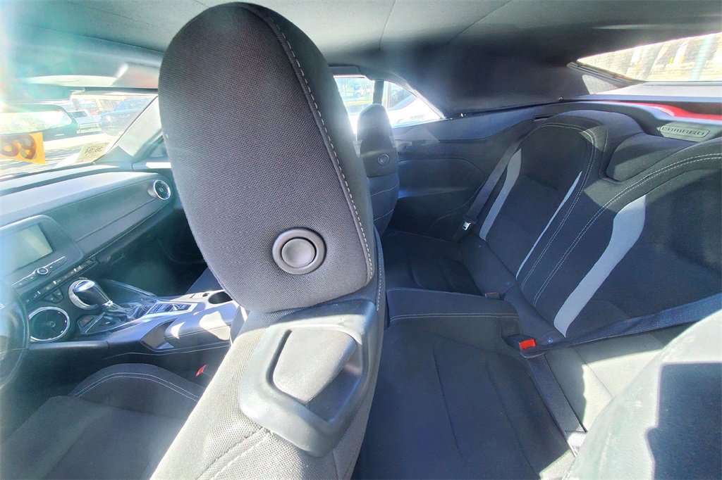 Used 2023 Chevrolet Camaro LT image 10