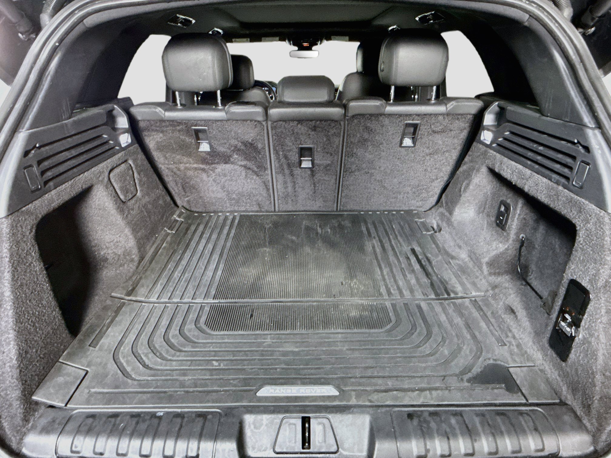 Used 2023 Land Rover Range Rover Sport SE AWD/4WD image 35