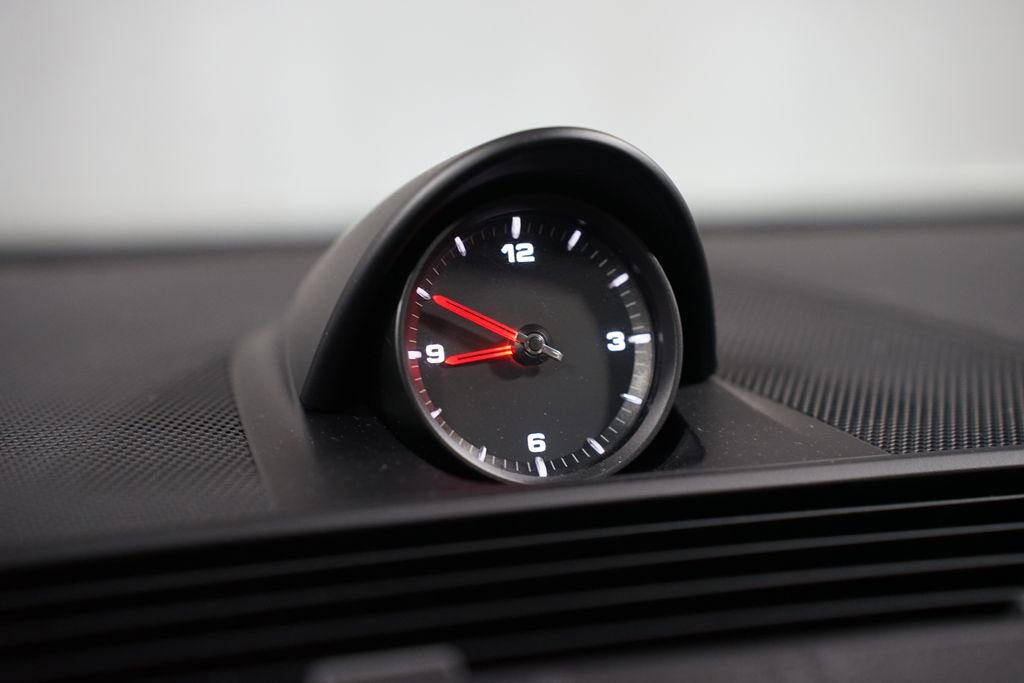 Used 2018 Porsche Panamera image 21