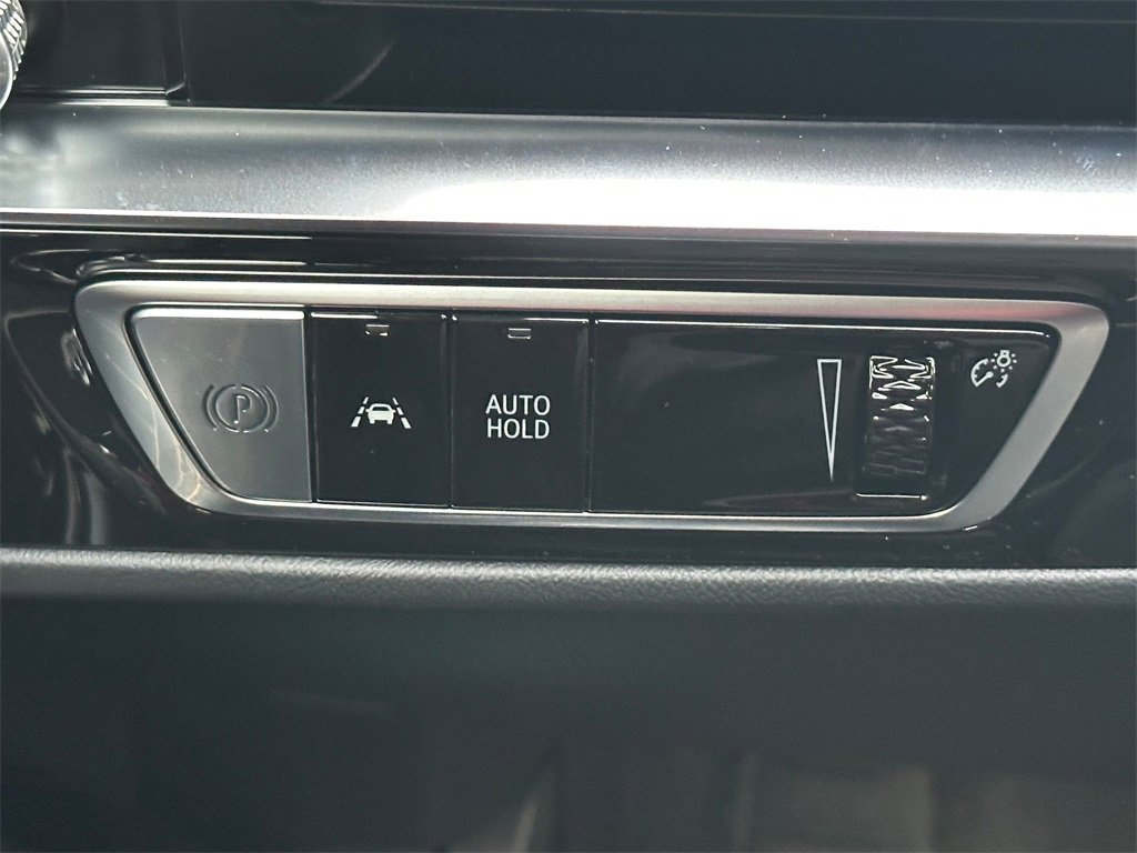 New 2026 Cadillac Lyriq Luxury image 31