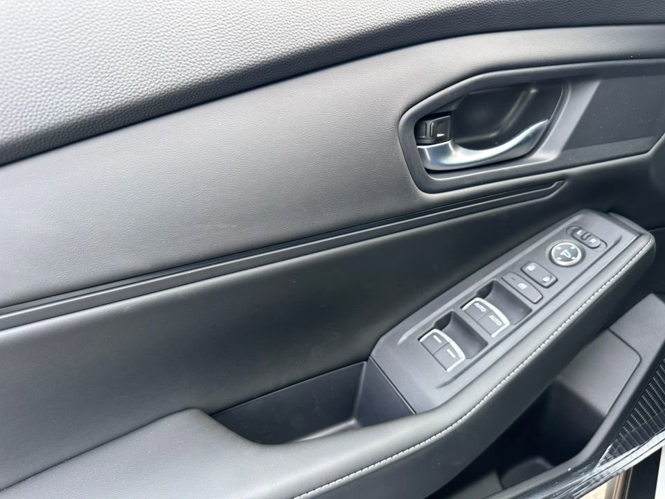 New 2025 Honda Accord Sport image 32