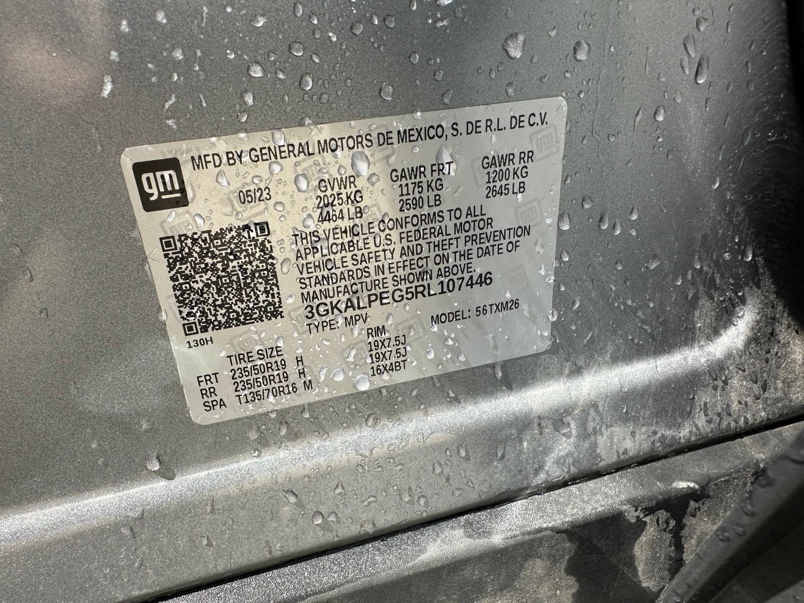 Used 2024 GMC Terrain SLT w/ Tech Package FWD image 18