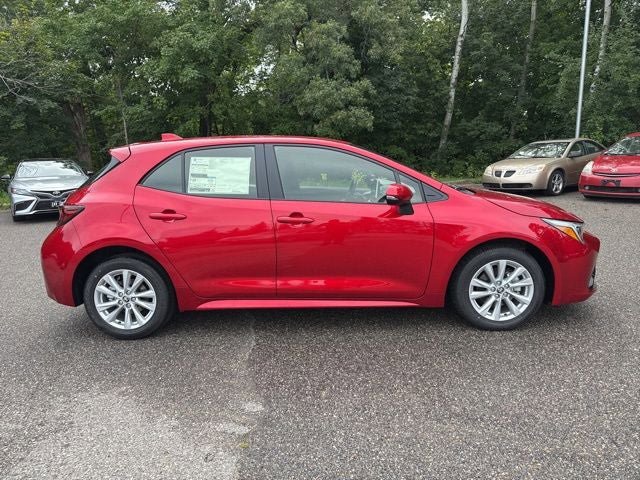 Used 2025 Toyota Corolla SE w/ SE Package image 10