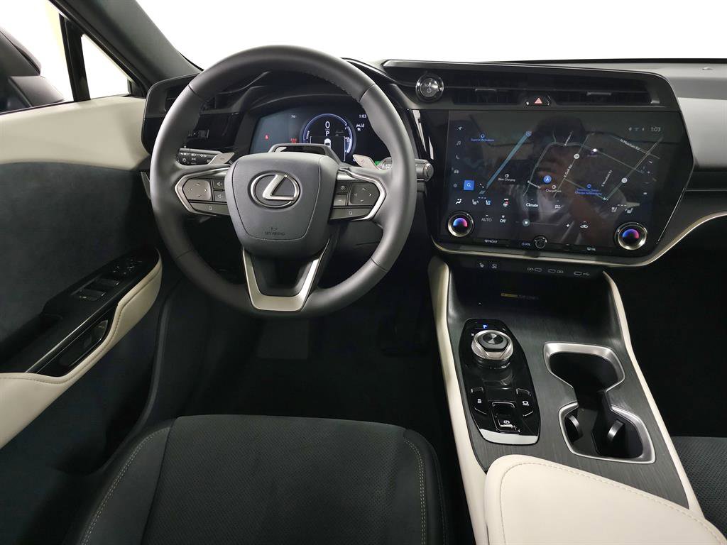Used 2024 Lexus RZ 300e Premium image 17