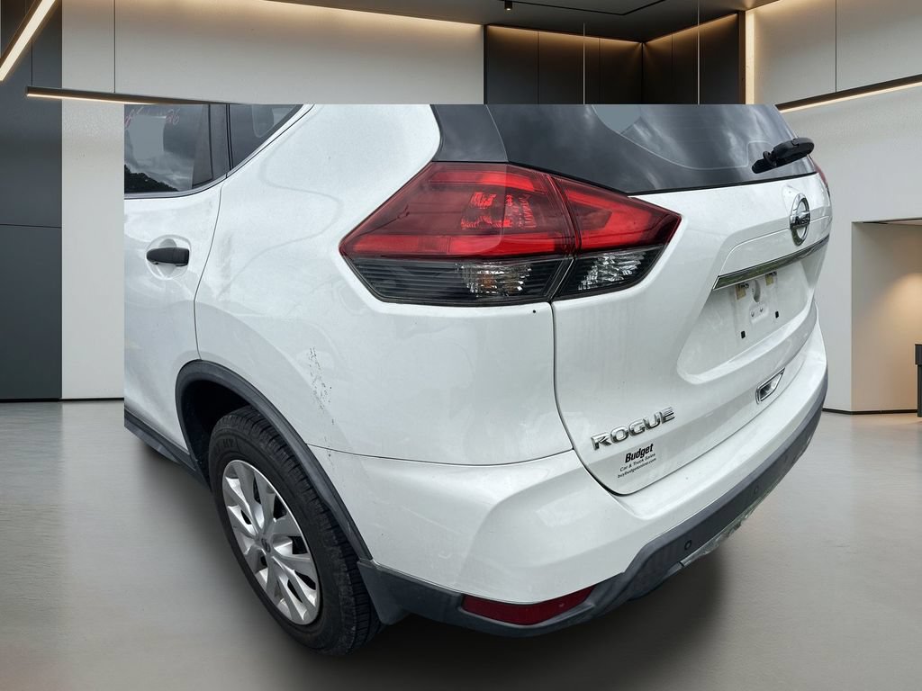 Used 2018 Nissan Rogue S FWD image 7