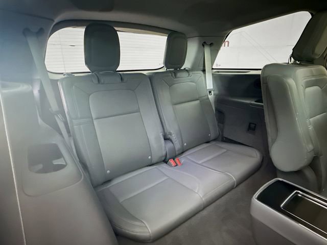 Used 2020 Lincoln Aviator Reserve w/ Equipment Group 202A image 31