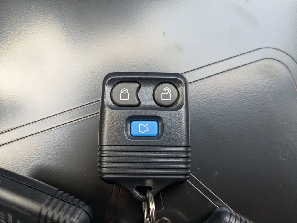 New 2025 Ford Explorer 4WD Police Interceptor image 30