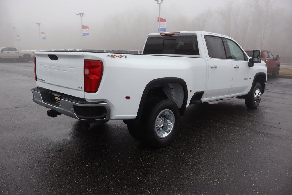 New 2026 Chevrolet Silverado 3500 LTZ w/ LTZ Convenience Package image 26