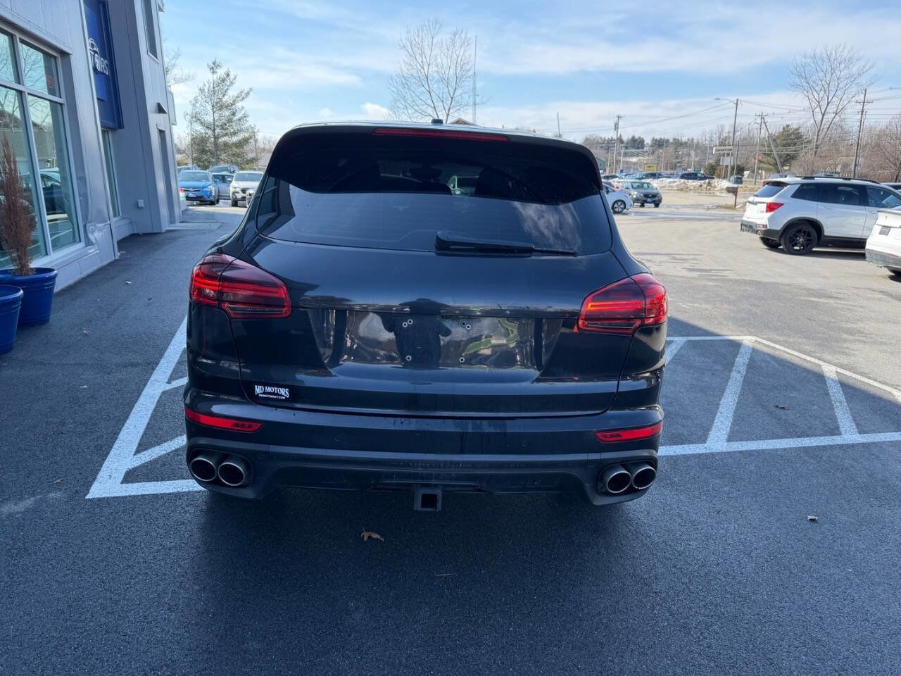 Used 2016 Porsche Cayenne S AWD/4WD image 7
