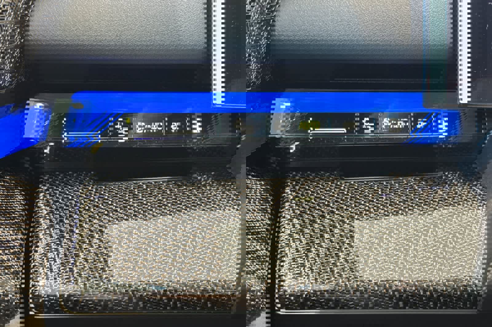 New 2026 BMW M5 w/ Carbon Package image 29