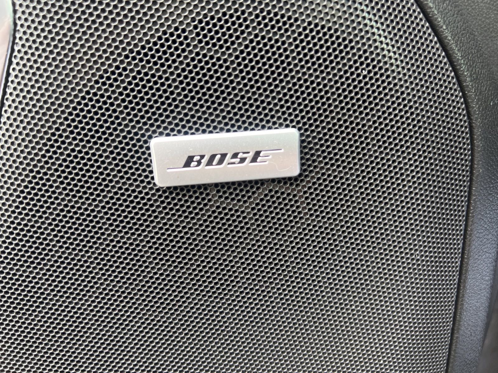 Used 2022 Chevrolet Tahoe Z71 w/ Luxury Package image 12