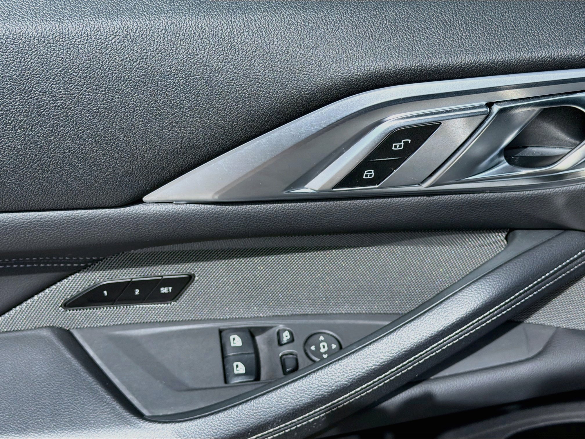 Used 2024 BMW M440i Coupe w/ Premium Package RWD image 22