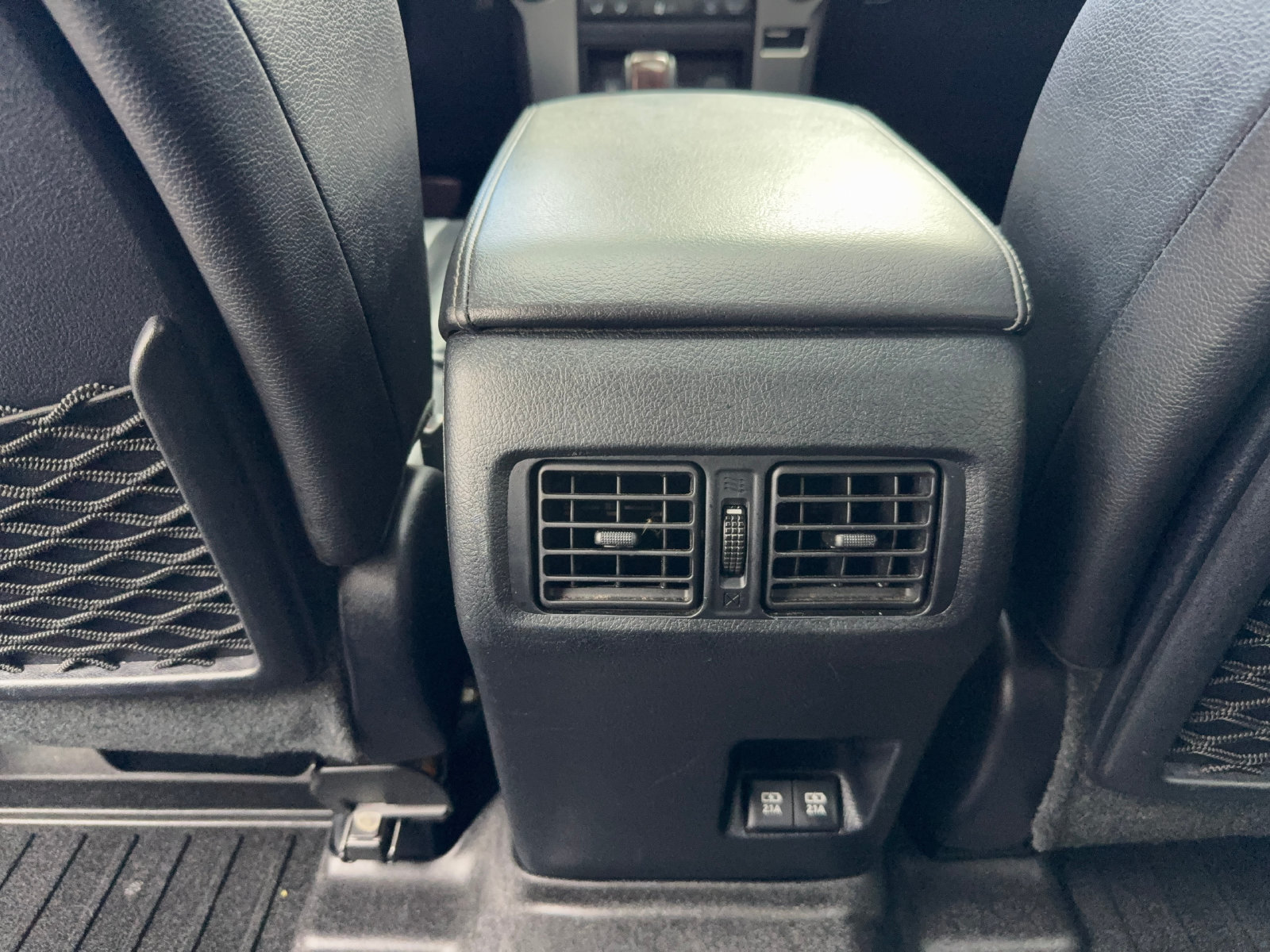 Used 2022 Toyota 4Runner Limited AWD/4WD image 40