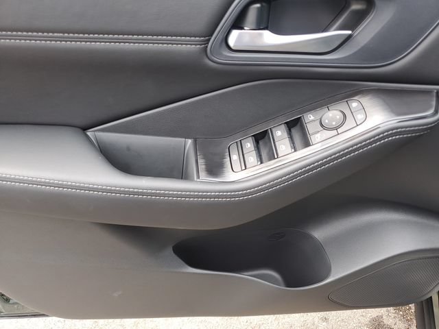 New 2026 Nissan Rogue Dark Armor AWD/4WD image 23