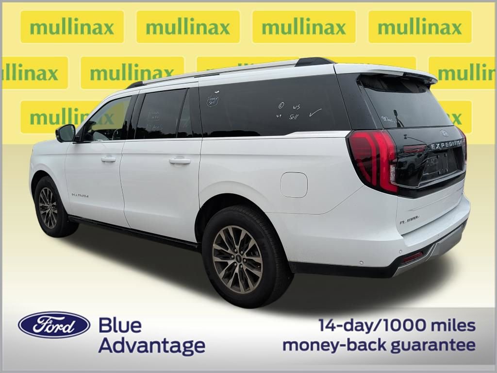Used 2025 Ford Expedition Max Platinum AWD/4WD image 3