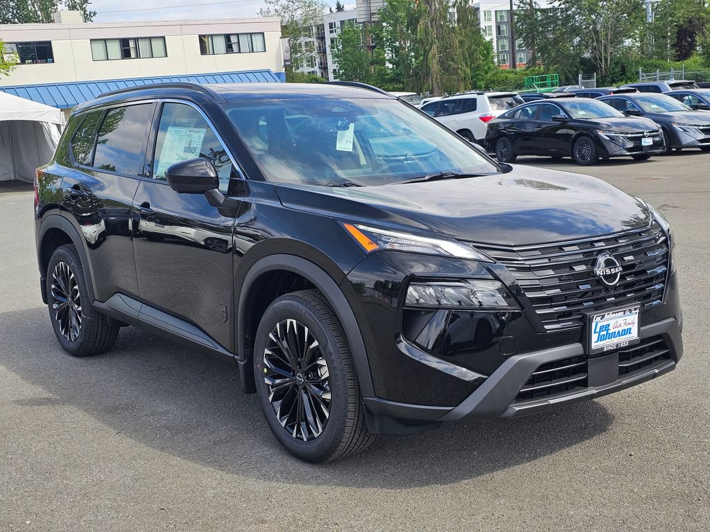 New 2026 Nissan Rogue Dark Armor AWD/4WD image 3