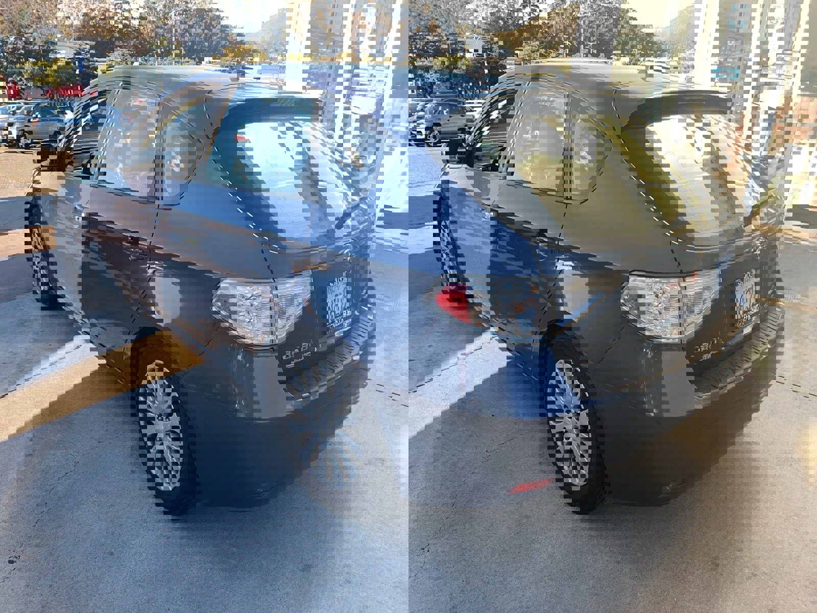 Used 2011 Subaru Impreza 2.5i Premium w/ PWR Moonroof Value Pkg image 4