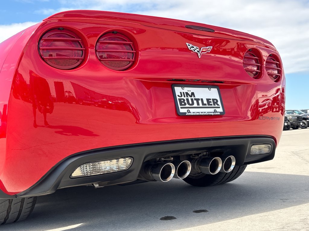 Used 2008 Chevrolet Corvette Z06 w/ Preferred Equipment Group RWD image 32