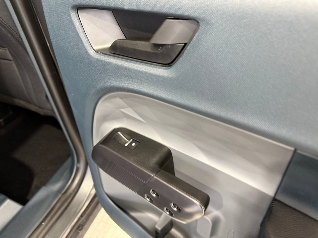 New 2026 Ford Maverick XL image 24